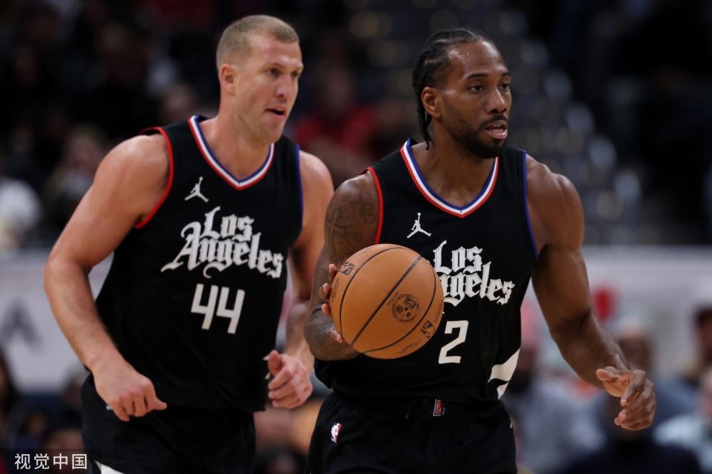 与此同时 与此同时