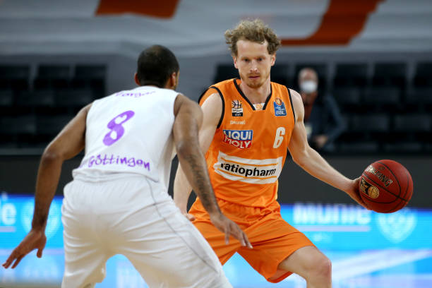 她的16分 她的16分